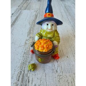 Vintage Greenbrier witch cauldron‎ trinket box jewelry spider Halloween decor